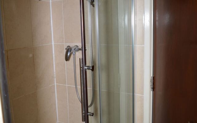 Luxury Apartment - Central Cardiff
