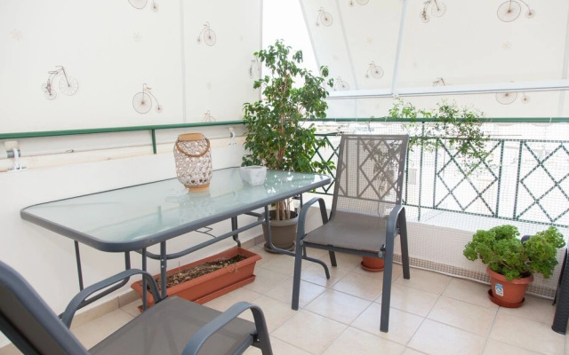 Amazing Apt in Tauros