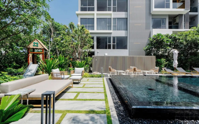 Cozy LakeSide apartments in Laguna