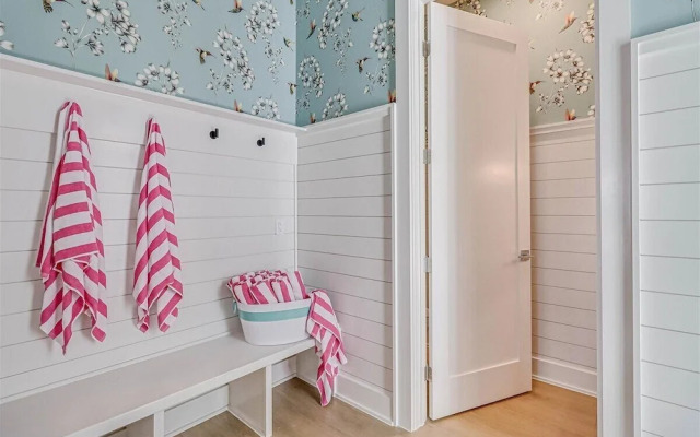 Afterley Pointe 213 LAK