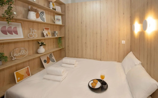 The Modern Studio by GHH