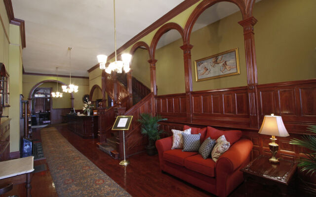 The Fitzpatrick Hotel