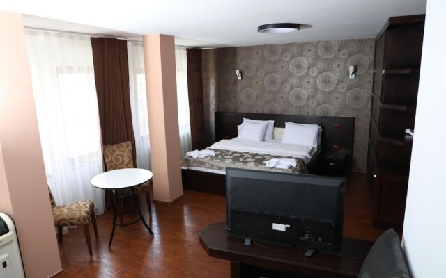 Bruti Hotel