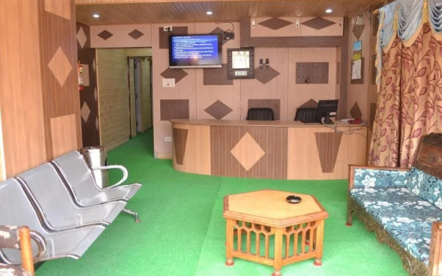 Hotel GRG Residency