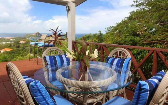 Bella Vista 2 Home by RedAwning