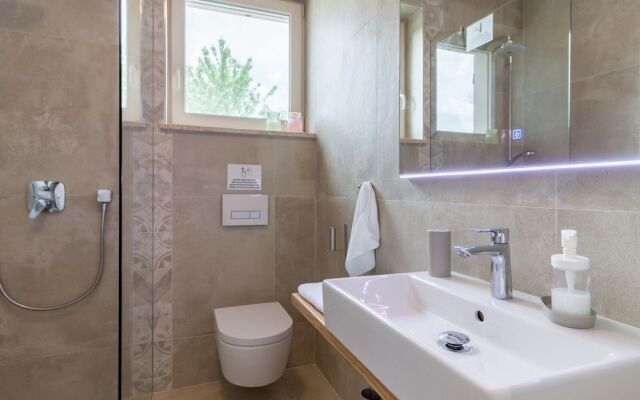 Luxurious Villa in Butkovici with Pool & Hot Tub