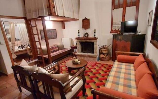 Nelfi's apartments I - Αράχωβα