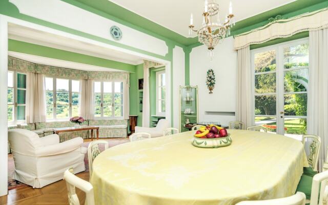 Stunning 6-bed Private Villa With Pool Near Venice