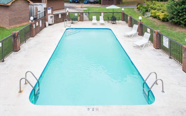 Days Inn by Wyndham Wilkesboro