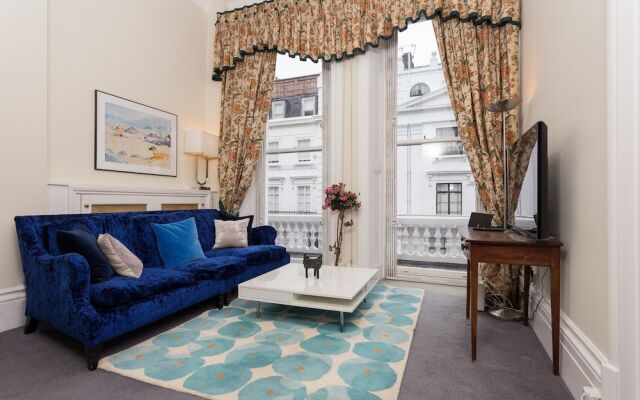 2 Bedroom Apartment In Knightsbridge