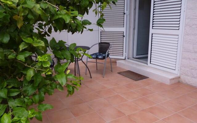 Apartments Kaštel Novi