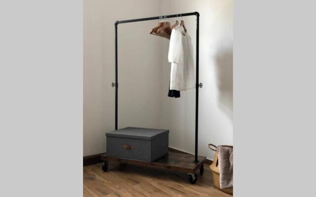 Liebevoll Sanierte, Großzugige Stadtwohnung, 70 Qm