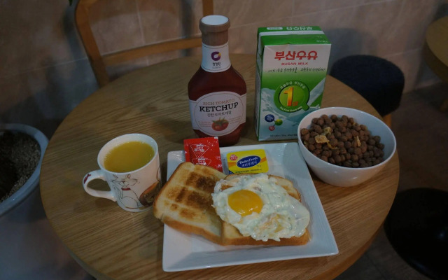 K-POP GUESTHOUSE Seoul Station