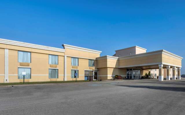 Comfort Inn & Suites Triadelphia - Wheeling