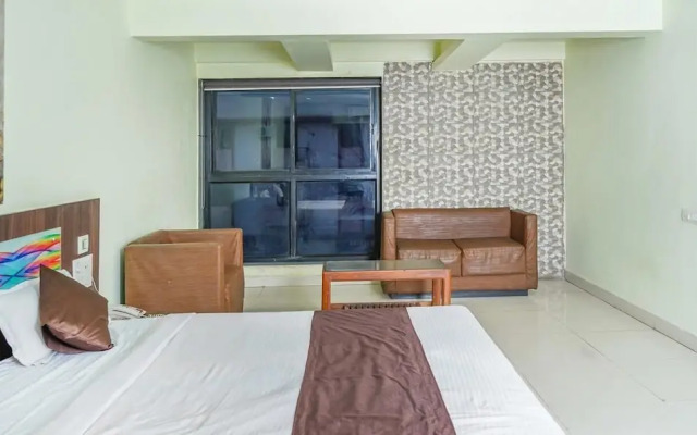 Hotel Om Plaza