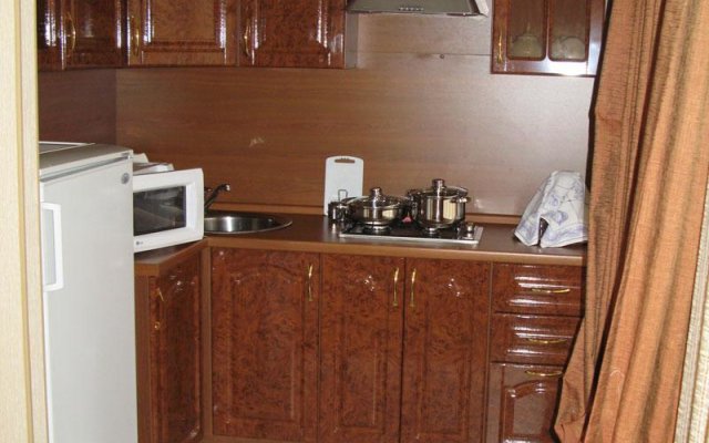 Отель Уральская