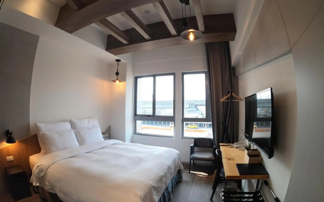 Watermark Hotel Kaohsiung Station