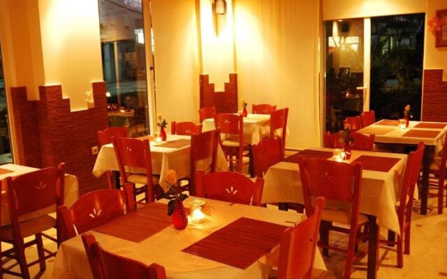 Ilion Hotel