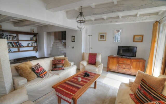 Luxury 3 bedroom villa with pool