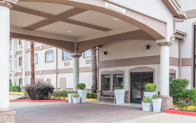 Holiday Inn Express Hotel & Suites Lake Charles, an IHG Hotel