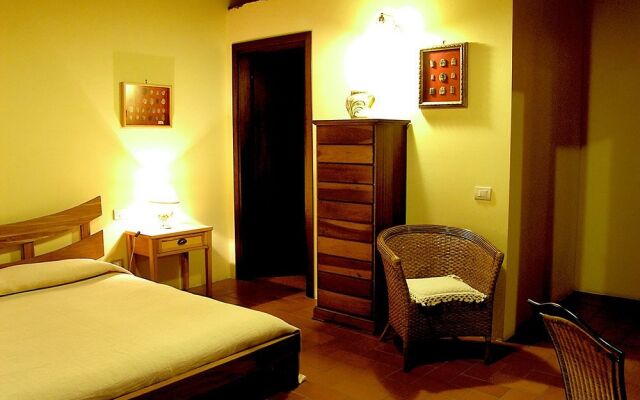 Tassinaia Bed & Breakfast