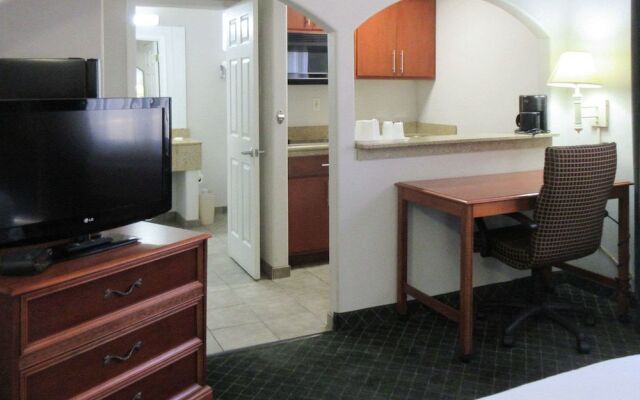 Studio 6 Phoenix Scottsdale West