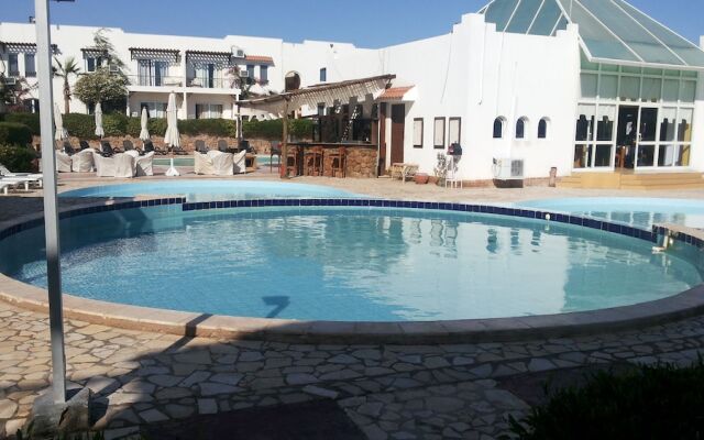 Logaina Sharm Resort