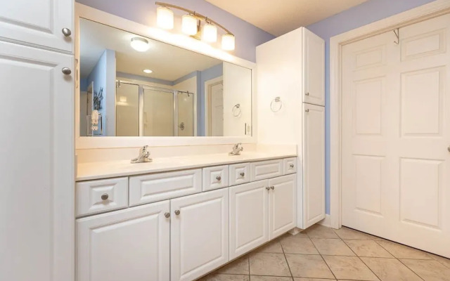 Phoenix Ix 705 3 Bedroom Condo