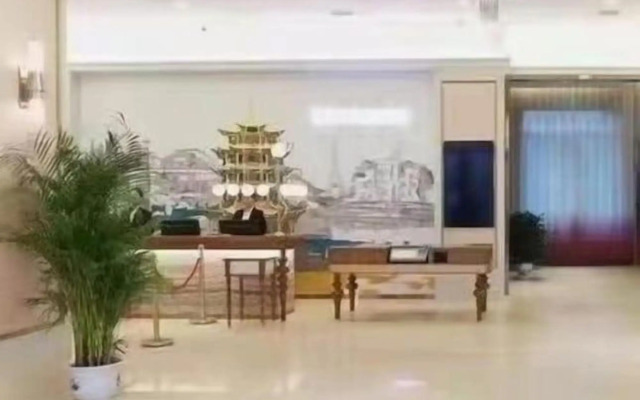 Mercure Wuhan Yangluo