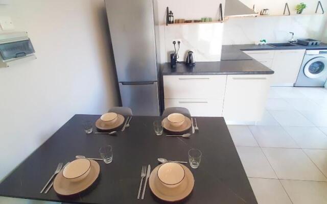 Sea Breeze Central, 2bed