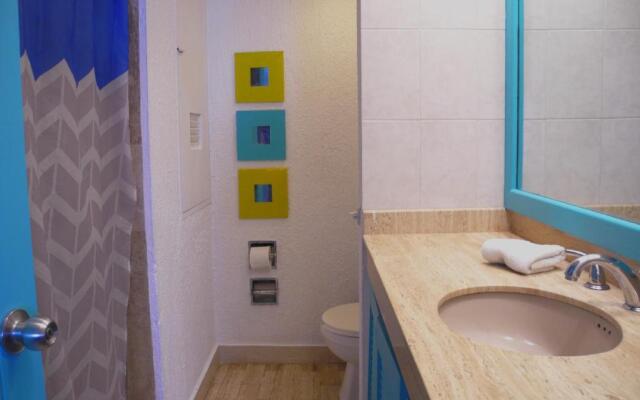 Luxury beachfront villa at Nizuc