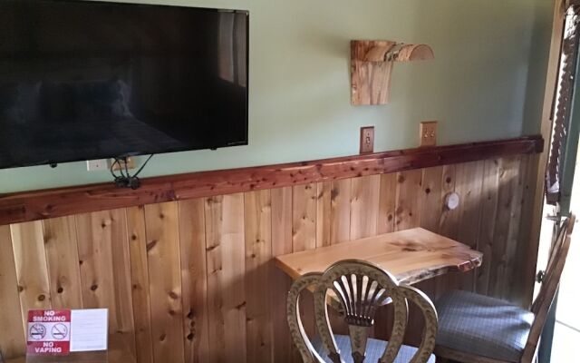 The Halfway House Motel