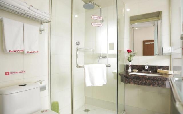 Shell Baoding Dongfeng Middle Road Kailian Hotel