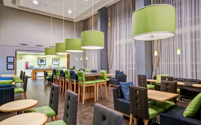 Hampton Inn & Suites Sarasota/Bradenton-Airport, FL