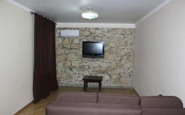 Guest House na Chehova 26