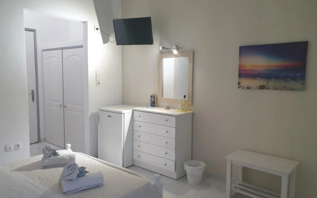 Syros Holidays