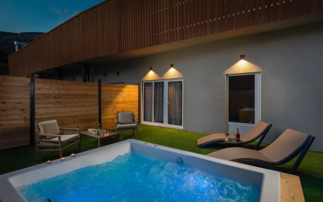 Zlatni rat Beach Resort