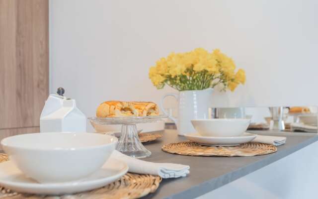 Cozy Nest on the Lake