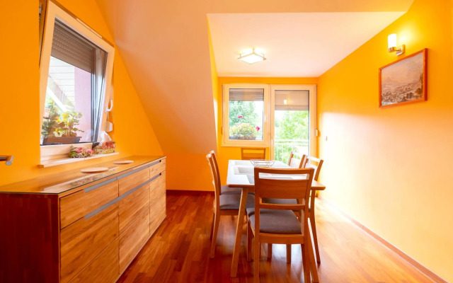 Apartments Apple Garden 4P