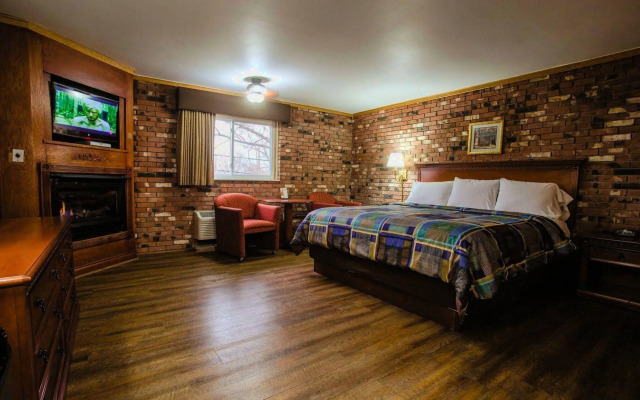 Fellows Creek Lodge
