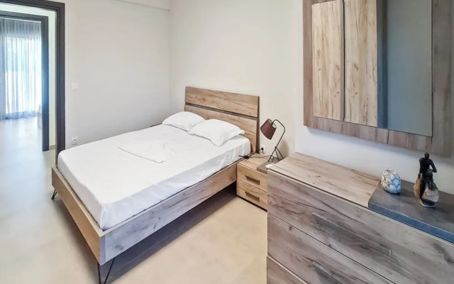 Luxury Rental Villa for 14 People