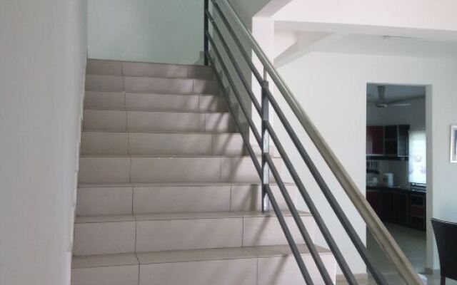 ImpianaCasa Kluang Homestay