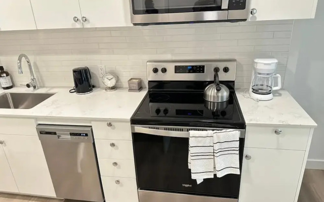 Modern Condo in the Heart of Calgary