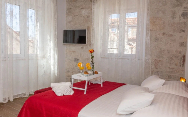 Luxury Rooms Rustic Chic