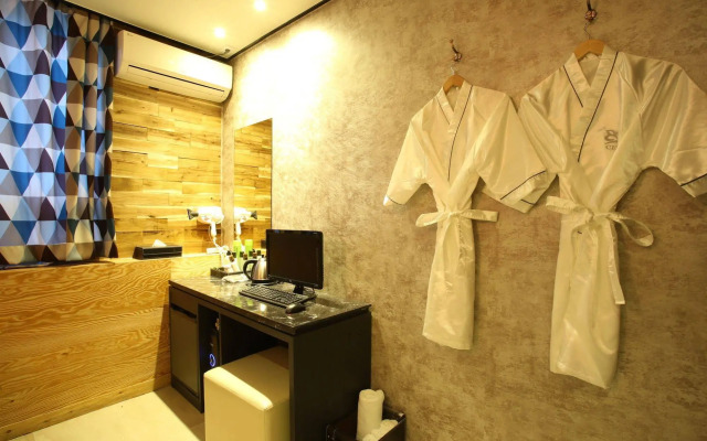 Cello Hotel
