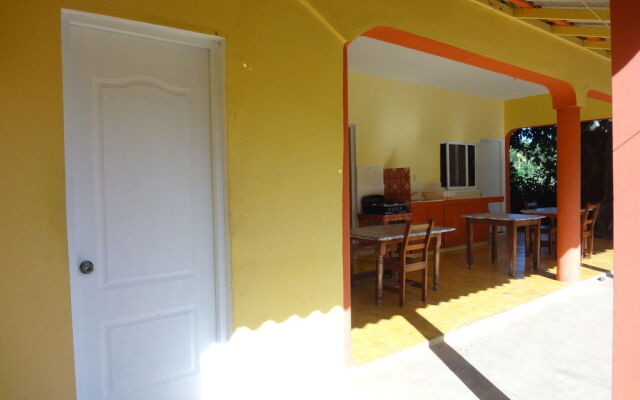 Gipsy Ranch Rooms - Hostel