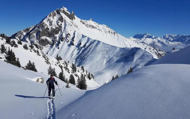 APPT 4-6 PERS 28m2 tout équipé, 30m des pistes