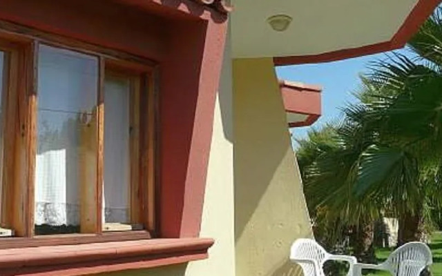Oblomov Bungalows Apart