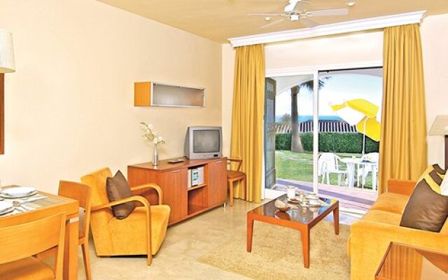 Ramada Hotel&Suites Marina del Rey, 29649 Málaga, Spain