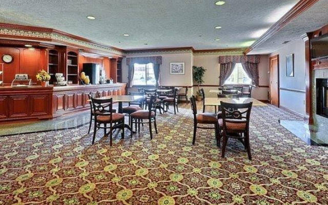 Rodeway Inn & Suites